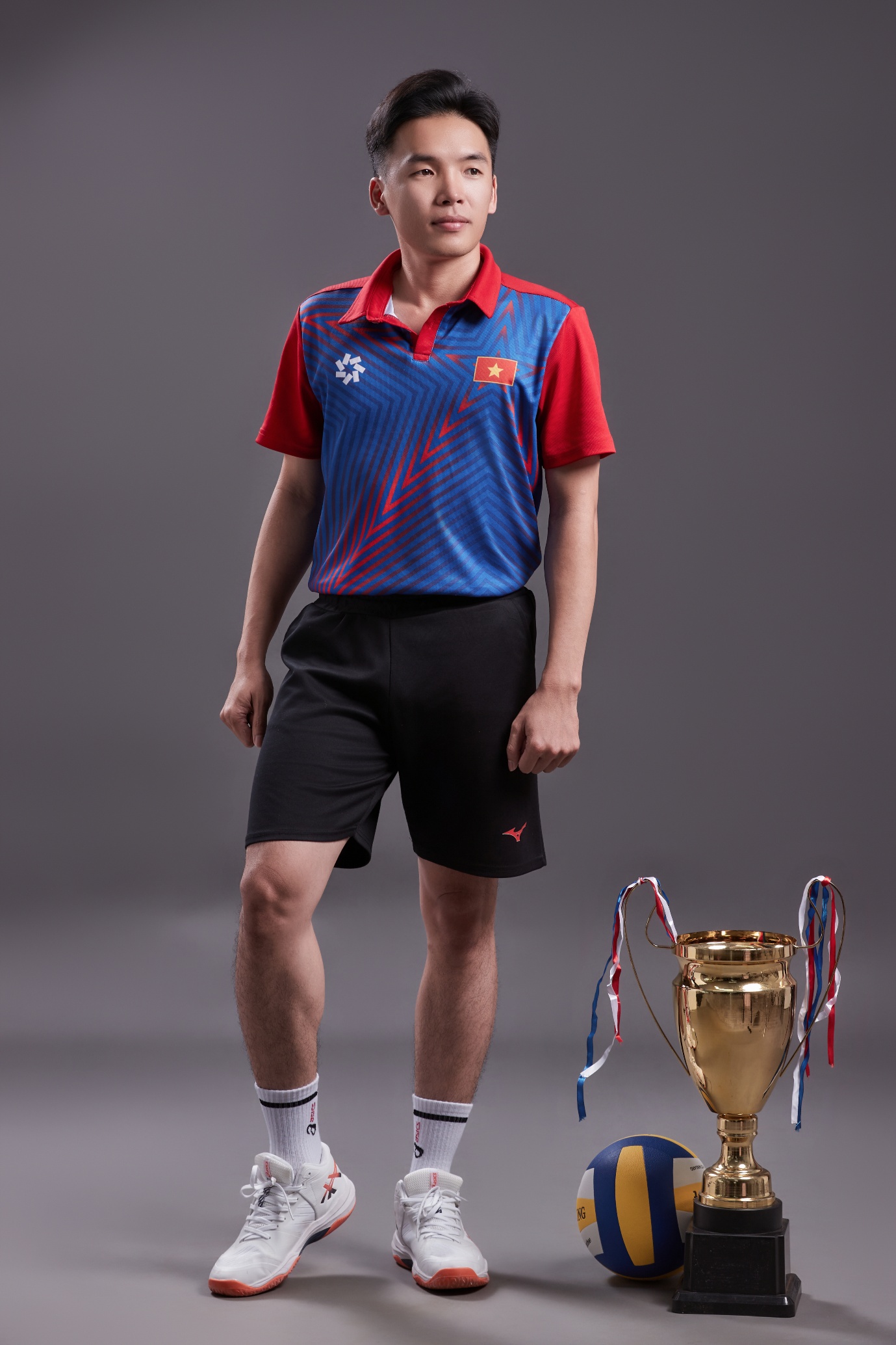 VĐV Phạm Văn Cường: Hành trình chạm tới giấc mơ bóng chuyền từ nghị lực và trái tim- Ảnh 2. VĐV Phạm Văn Cường: Hành trình chạm tới giấc mơ bóng chuyền từ nghị lực và trái tim- Ảnh 2.