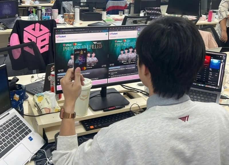 Săn vé T1 trên CTicket: mượt như combo của Faker- Ảnh 2. Săn vé T1 trên CTicket: mượt như combo của Faker- Ảnh 2.