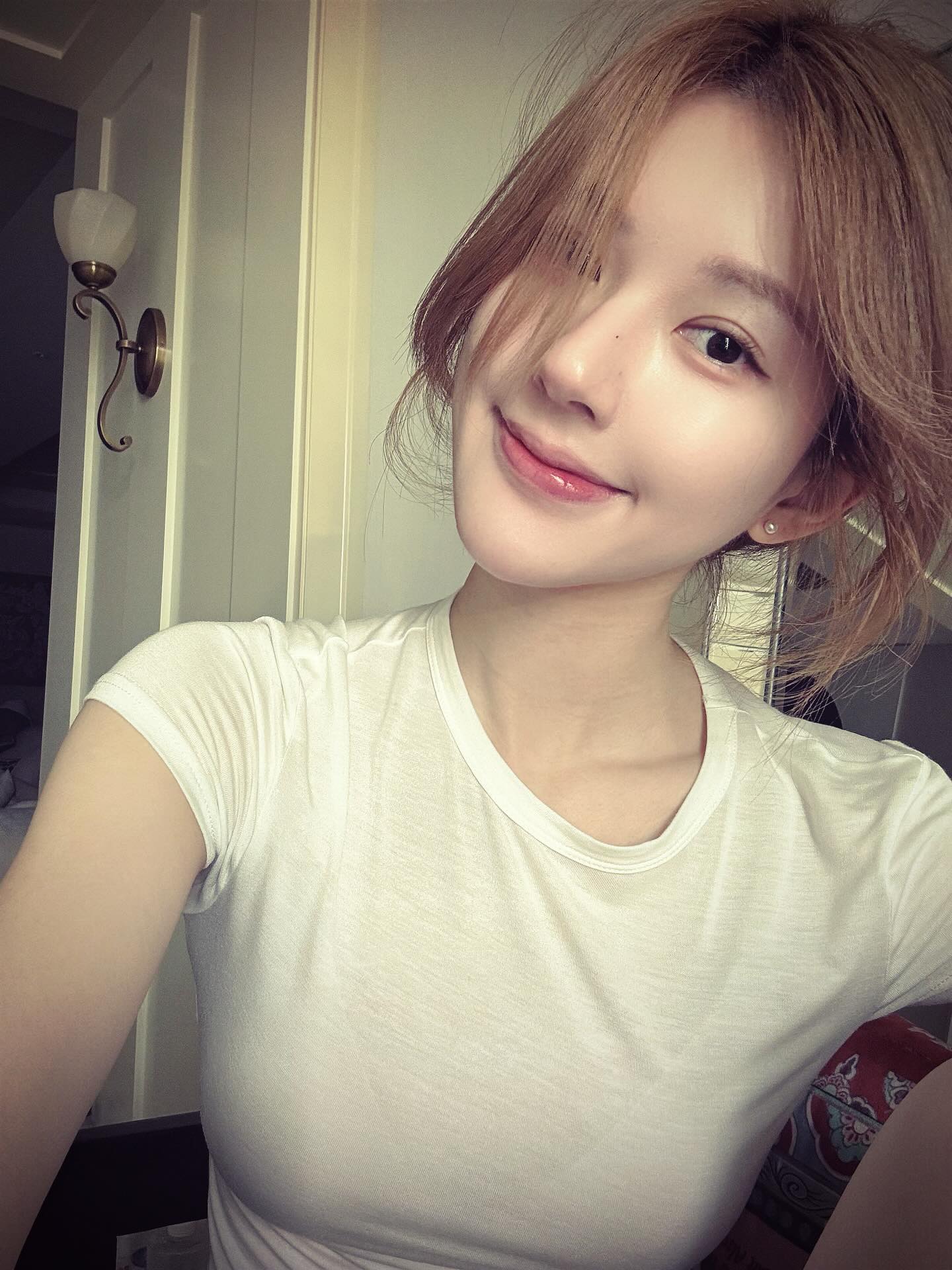 Triệu Lộ Tư lộ cằm dài bất thường trong tạo hình tiểu thư tài phiệt- Ảnh 11.