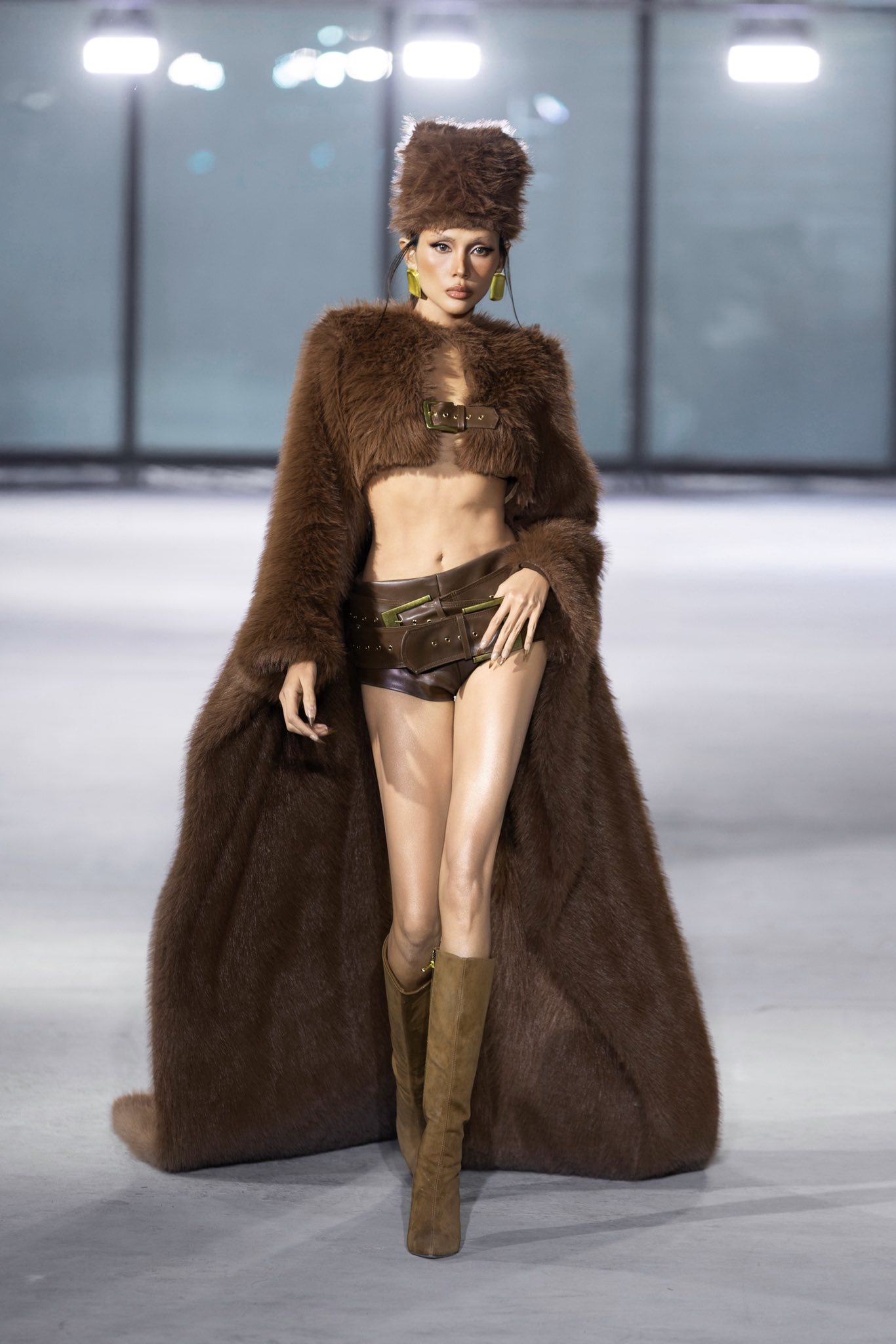 Võ Hoàng Yến giảm 4kg trong 1 tháng: Thực đơn toàn món ngon bổ lại ổn định nội tiết cho phụ nữ sau sinh- Ảnh 2.