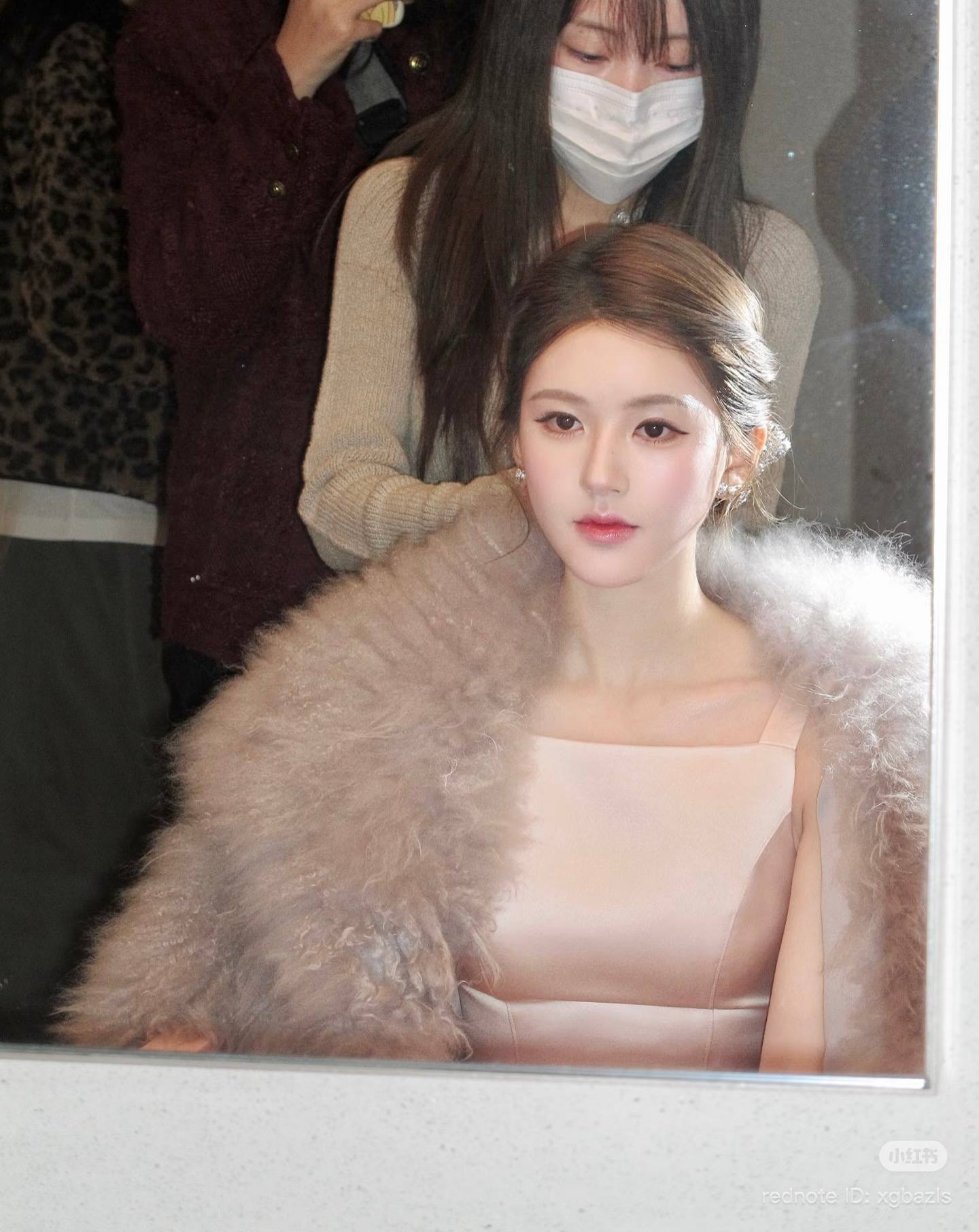 Triệu Lộ Tư lộ cằm dài bất thường trong tạo hình tiểu thư tài phiệt- Ảnh 5.