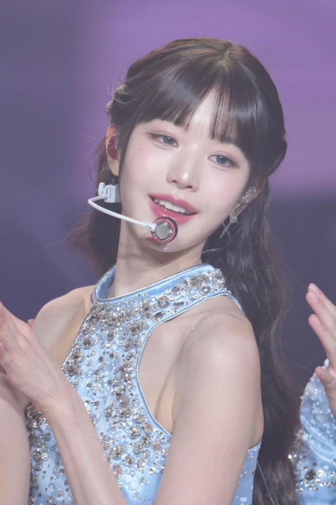Công chúa Kpop trở thành cô dâu được khao khát nhất MXH- Ảnh 12. Công chúa Kpop trở thành cô dâu được khao khát nhất MXH- Ảnh 12.