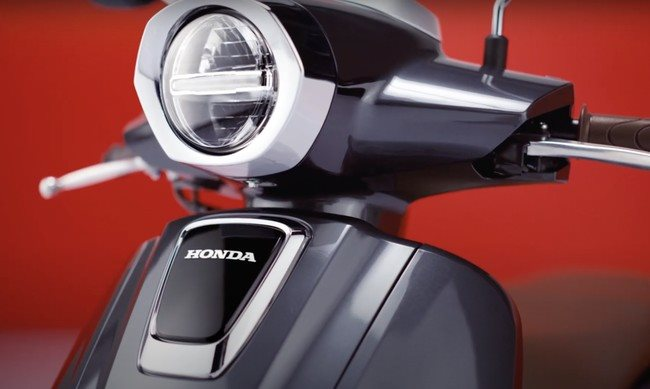 Chi tiết xe ga Honda tiêu thụ chưa đến 2L/100 km xăng sắp về Việt Nam: Thiết kế đẹp như Vespa, phanh ABS, giá rẻ so với trang bị- Ảnh 1.