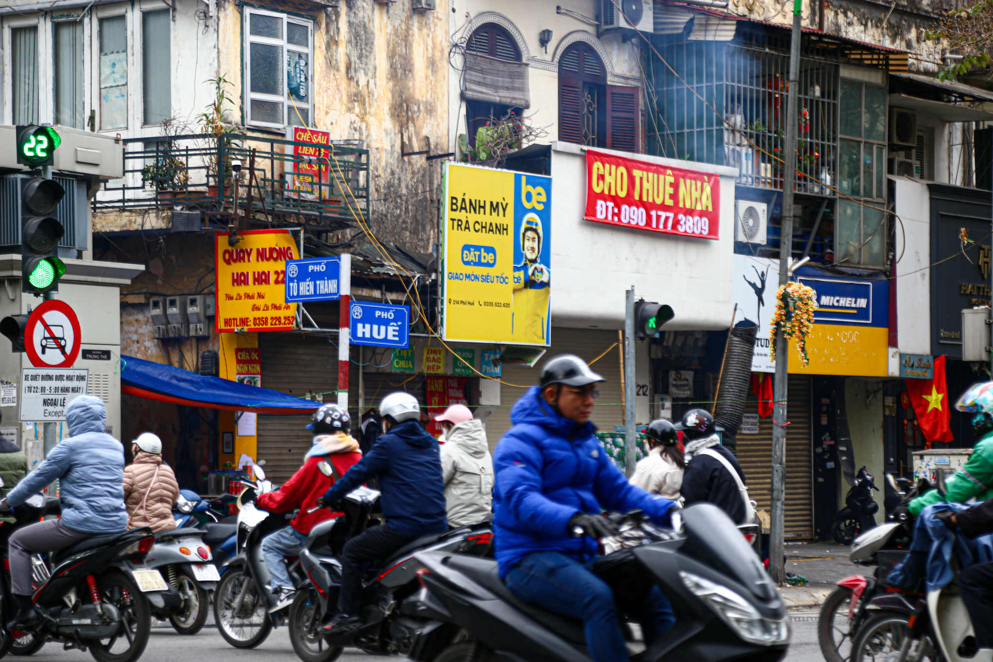 Nhãn hàng rút lui, phố Huế "cách 100m" lại có một mặt bằng đóng cửa, chủ nhà rộng hơn 200m2 ở Chùa Bộc khuyên khách đừng thuê- Ảnh 5.