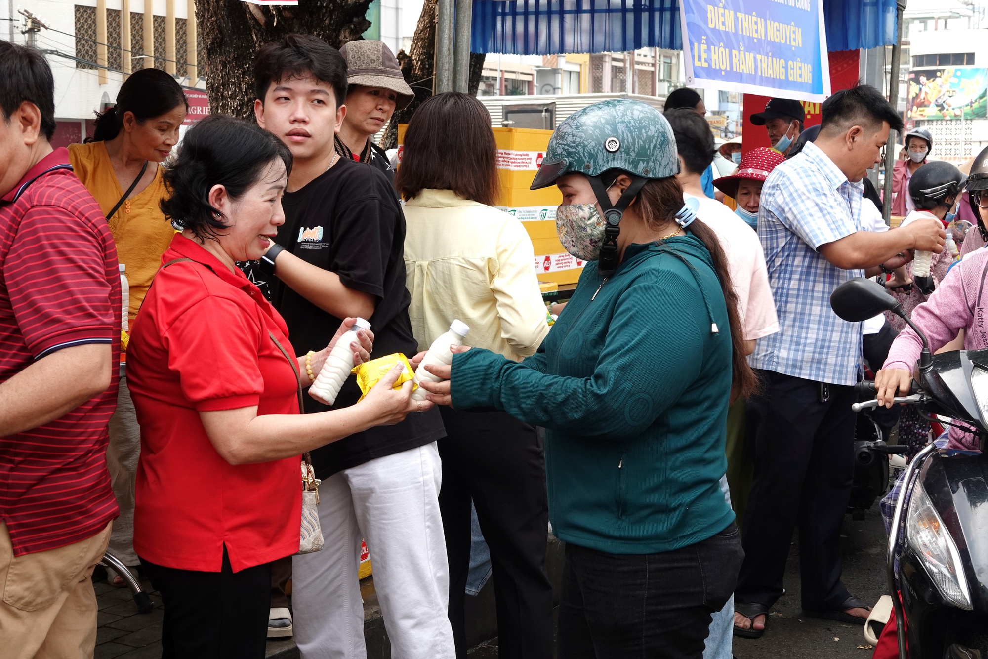 Đặc sản chỉ có ở Bình Dương mỗi dịp Rằm tháng Giêng, du khách 