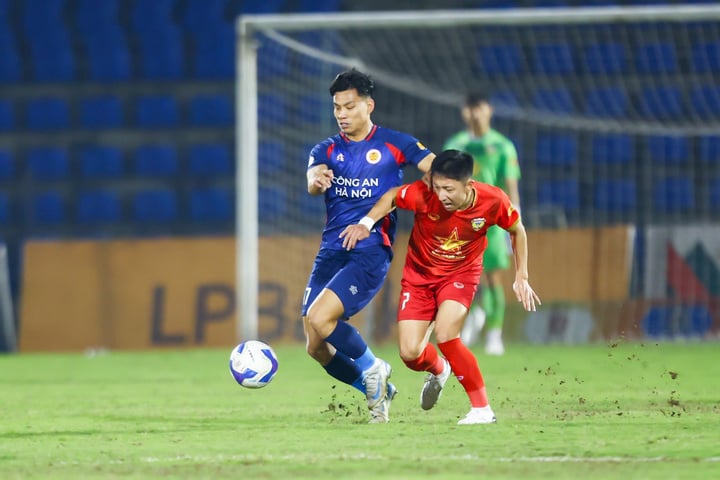 Đội bóng bất bại ở V.League nguy cơ bị cấm thi đấu sân nhà- Ảnh 1.