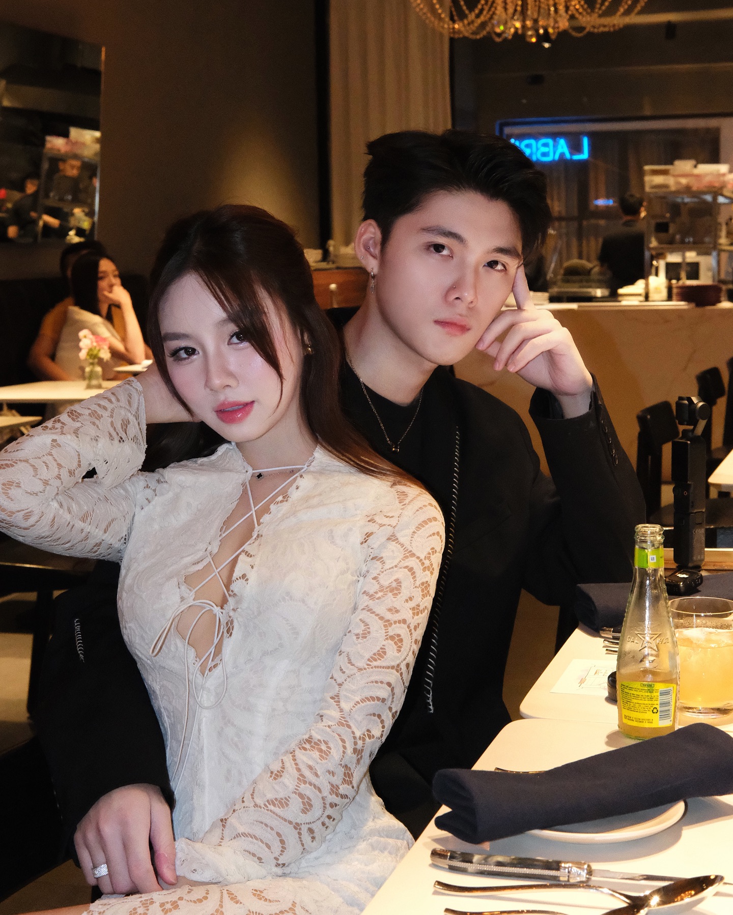 "Xin vía" không còn độc thân từ 4 couple Gen Z đẹp đôi "đỉnh chóp" hiện tại- Ảnh 3.