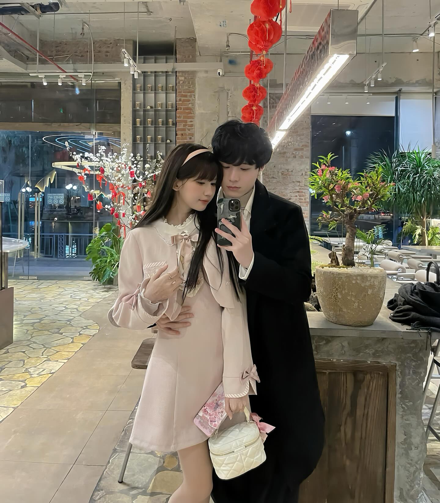 "Xin vía" không còn độc thân từ 4 couple Gen Z đẹp đôi "đỉnh chóp" hiện tại- Ảnh 9.
