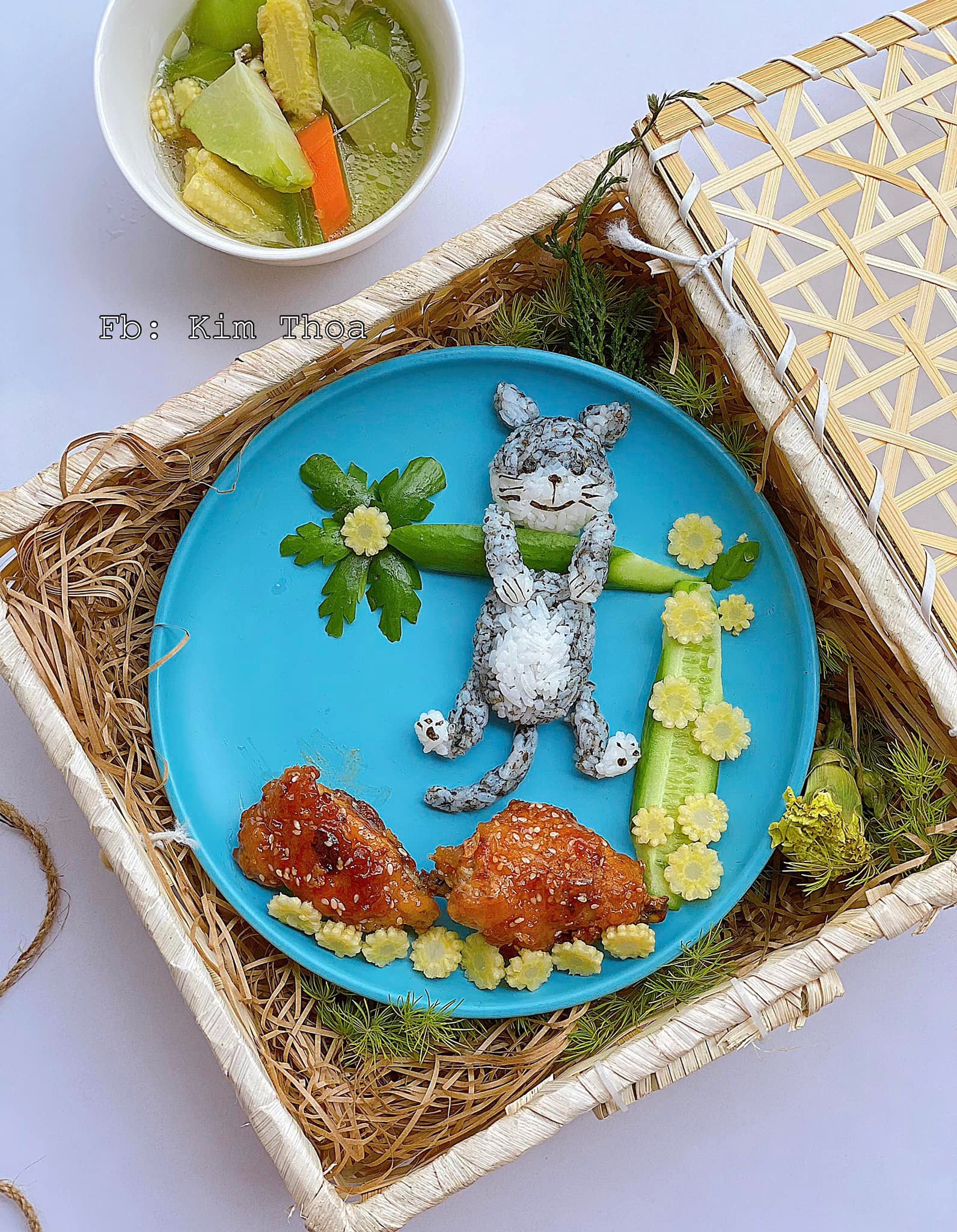 Mẹ làm cơm bento xinh yêu đến thế này bảo sao con mê mệt, vừa ngon vừa đẹp như tranh vẽ- Ảnh 1.