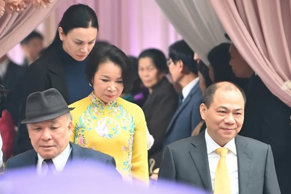 “Của chồng công vợ”: Những cặp vợ chồng tỷ phú giàu nhất Việt Nam gồm những ai?- Ảnh 2.