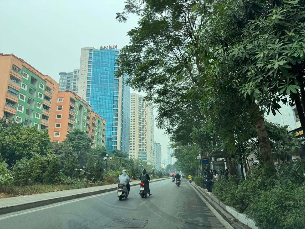 Thế hệ trẻ cần 25,8 năm thu nhập để mua căn hộ tr&ecirc;n 3 tỷ đồng- Ảnh 1.