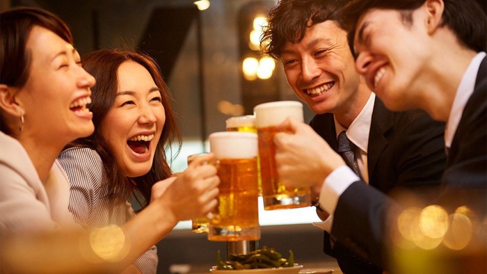 Phải l&agrave;m g&igrave; khi cần k&ecirc;u gọi sự gi&uacute;p đỡ: Kẻ th&ocirc; thiển dựa v&agrave;o tiệc t&ugrave;ng, người th&ocirc;ng minh chỉ cần nắm đ&uacute;ng 3 nguy&ecirc;n tắc- Ảnh 1.