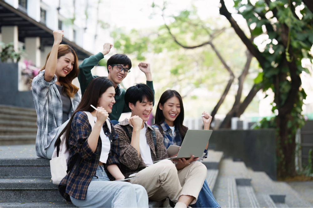 “Sinh viên ra trường nên đi làm trước hay học thạc sĩ trước”: Câu trả lời của DeepSeek khiến cộng đồng mạng gật gù khen sự thấu đáo của AI- Ảnh 5. “Sinh viên ra trường nên đi làm trước hay học thạc sĩ trước”: Câu trả lời của DeepSeek khiến cộng đồng mạng gật gù khen sự thấu đáo của AI- Ảnh 5.