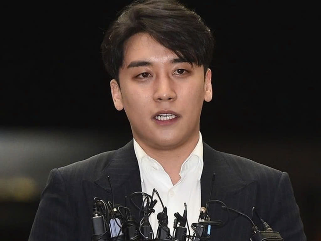 Lịch sử hẹn hò của các thành viên nhóm nhạc BigBang- Ảnh 5. Lịch sử hẹn hò của các thành viên nhóm nhạc BigBang- Ảnh 5.