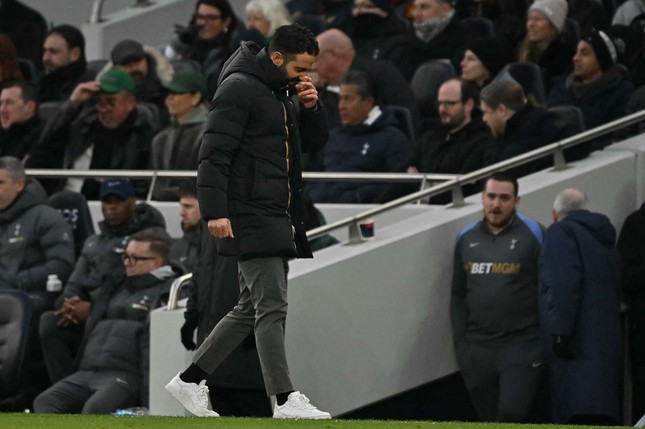 C&agrave;ng ng&agrave;y MU c&agrave;ng giống một đội b&oacute;ng xuống hạng- Ảnh 5.