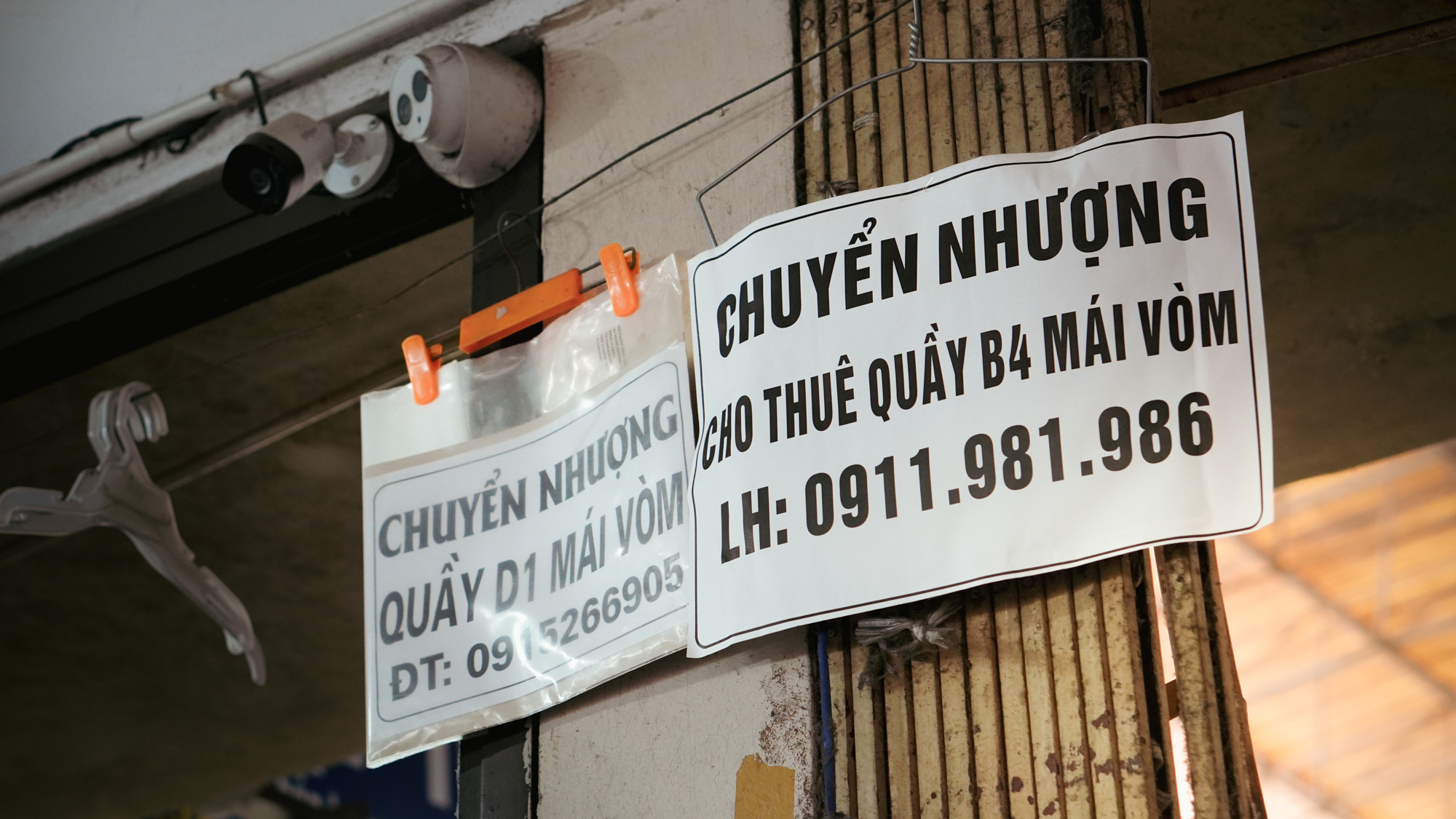 Chợ đầu mối từng là thiên đường bán sỉ, tiểu thương nuôi được cả nhà, cho con đi du học - Nay chỉ còn khách du lịch, người bán "bỏ của chạy lấy người"- Ảnh 13.