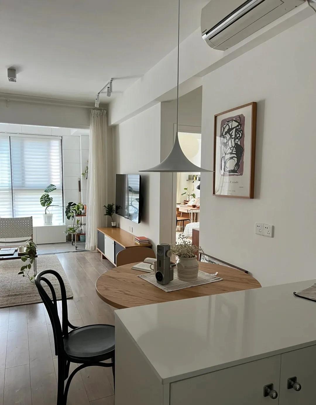 Ngôi nhà sạch sẽ và thanh lịch của người phụ nữ trung niên khiến ai nhìn đều nói 