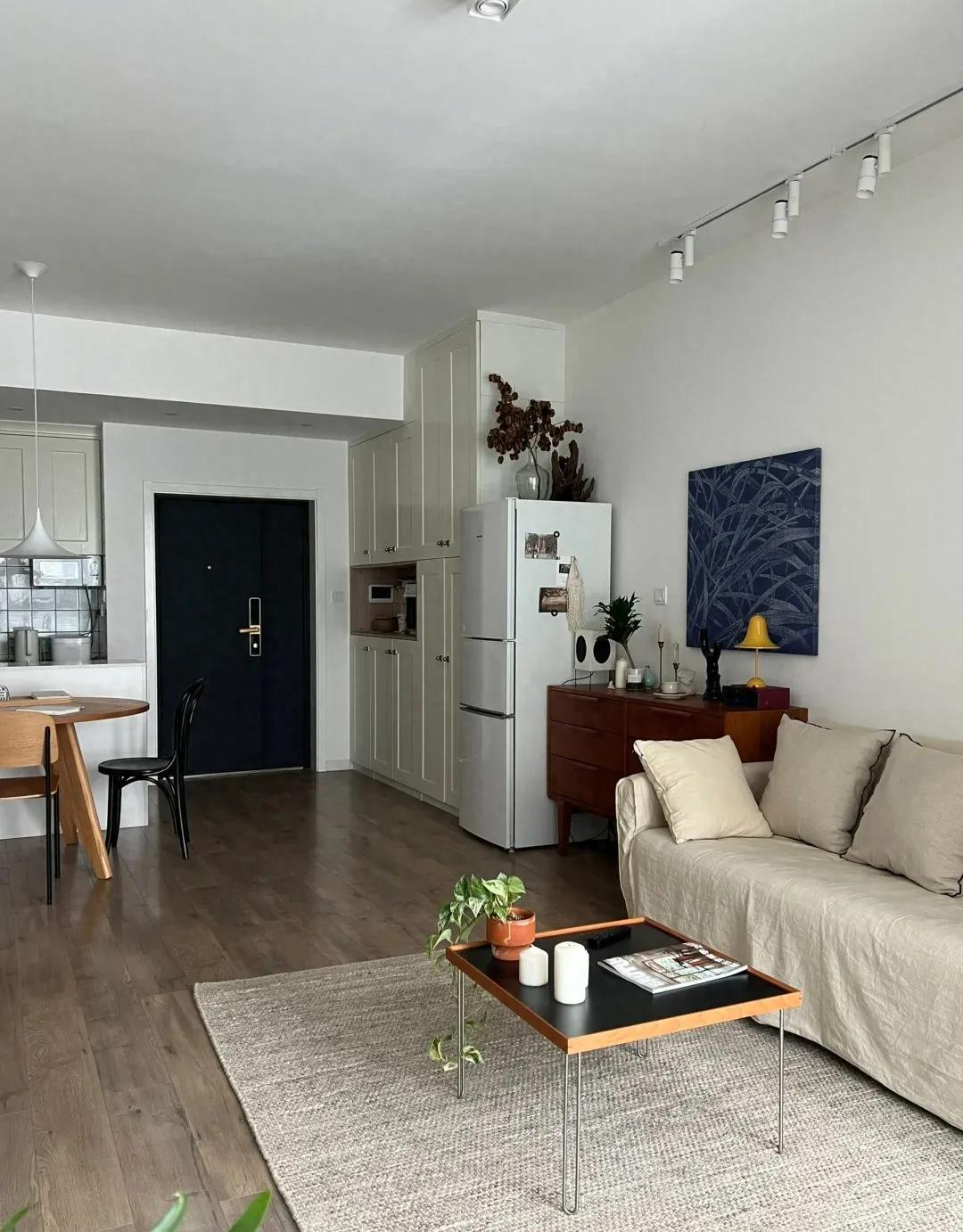 Ngôi nhà sạch sẽ và thanh lịch của người phụ nữ trung niên khiến ai nhìn đều nói 