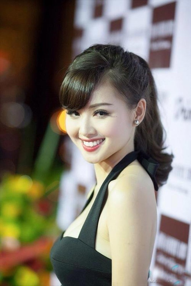 Các cựu hot girl tuổi Tỵ hiện tại: Visual “đóng băng thời gian”, style sang chuẩn phú bà- Ảnh 6. Các cựu hot girl tuổi Tỵ hiện tại: Visual “đóng băng thời gian”, style sang chuẩn phú bà- Ảnh 6.