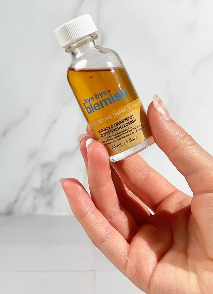 Da dễ mụn, th&acirc;m kh&ocirc;ng thể bỏ qua 5 loại chấm mụn giảm th&acirc;m "thần th&aacute;nh" n&agrave;y- Ảnh 2.