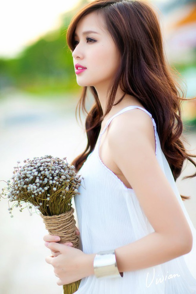 Các cựu hot girl tuổi Tỵ hiện tại: Visual “đóng băng thời gian”, style sang chuẩn phú bà- Ảnh 7. Các cựu hot girl tuổi Tỵ hiện tại: Visual “đóng băng thời gian”, style sang chuẩn phú bà- Ảnh 7.