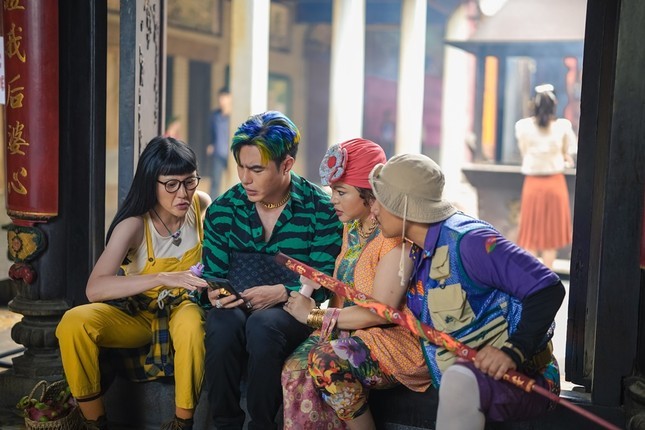 Thêm 1 sao nam lên tiếng về drama chê phim Trấn Thành, đứng ra giảng hoà nhưng bị Lê Giang đáp trả đến câm nín- Ảnh 4. Thêm 1 sao nam lên tiếng về drama chê phim Trấn Thành, đứng ra giảng hoà nhưng bị Lê Giang đáp trả đến câm nín- Ảnh 4.