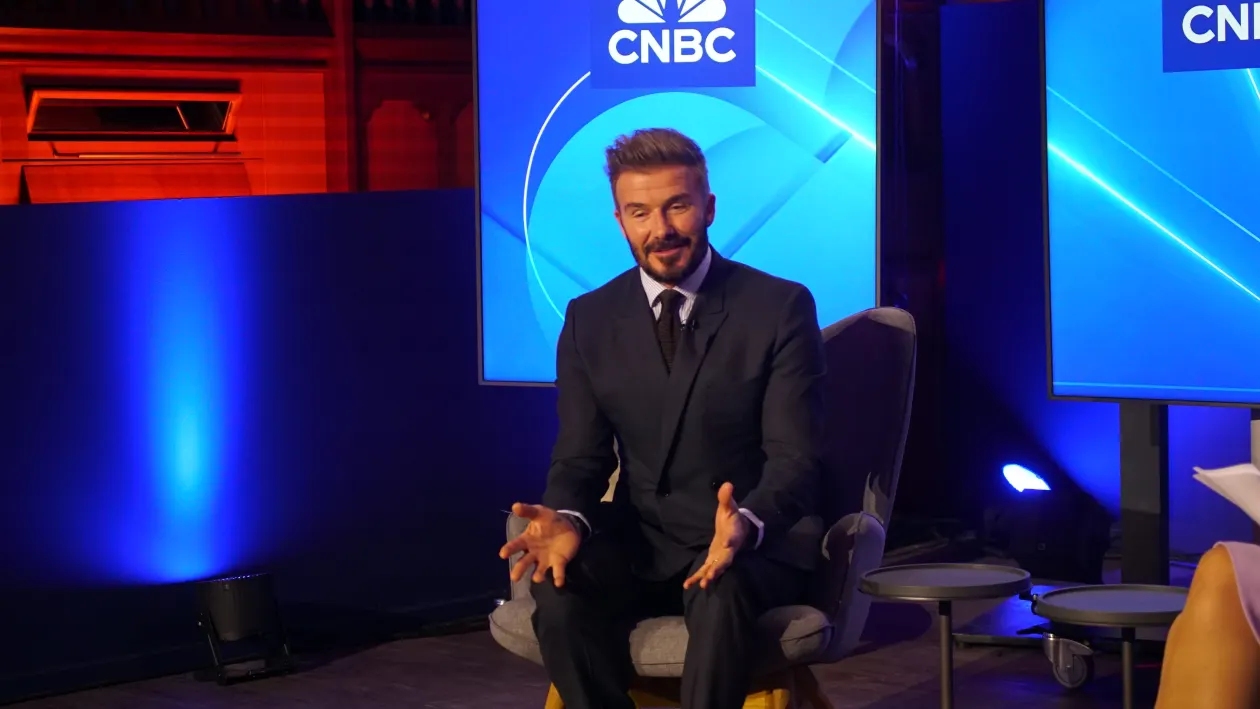 Từ sân cỏ đến cuộc sống gia đình: David Beckham áp dụng cách dạy con đúng đắn từ cha mẹ mình- Ảnh 1.