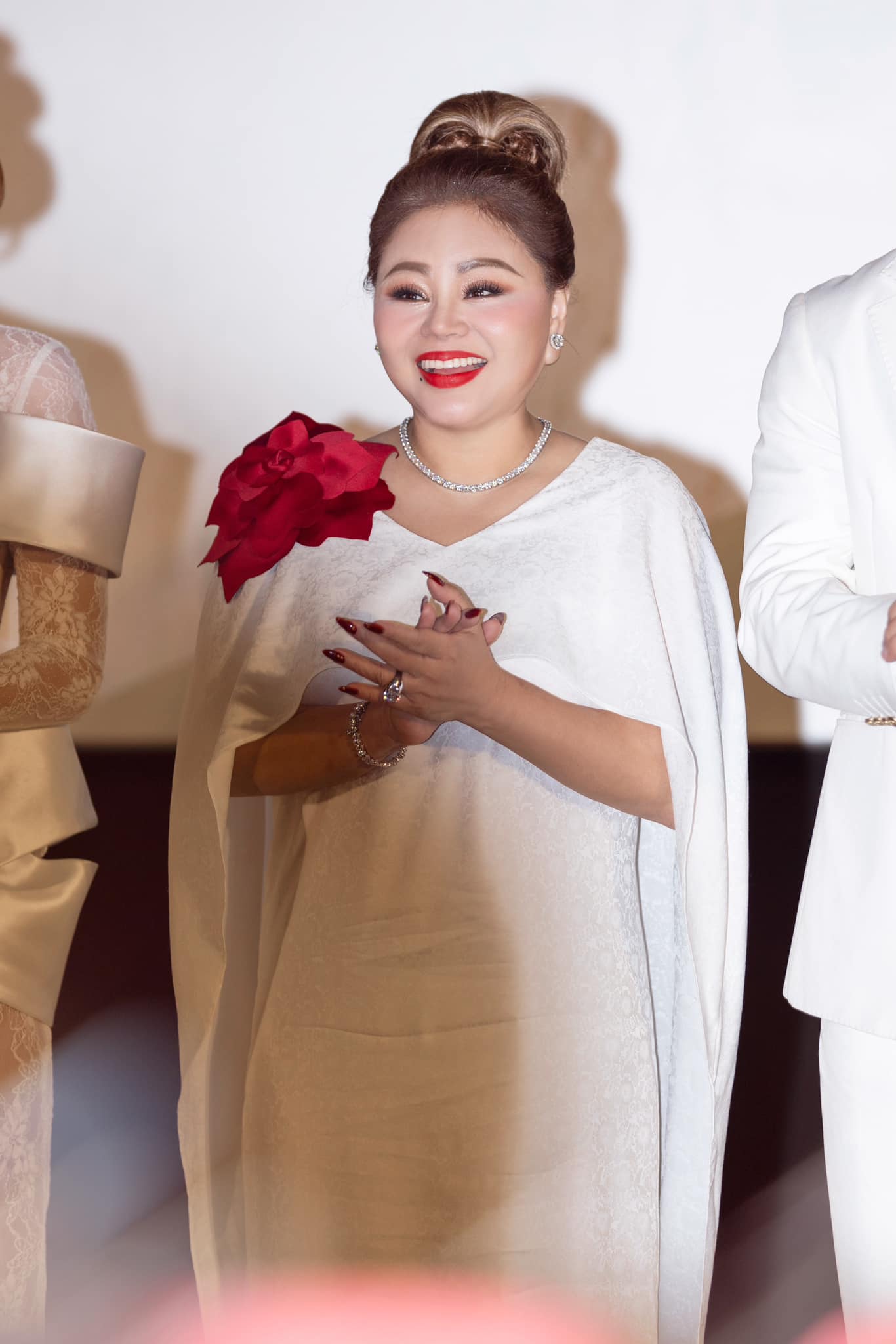 Thêm 1 sao nam lên tiếng về drama chê phim Trấn Thành, đứng ra giảng hoà nhưng bị Lê Giang đáp trả đến câm nín- Ảnh 2. Thêm 1 sao nam lên tiếng về drama chê phim Trấn Thành, đứng ra giảng hoà nhưng bị Lê Giang đáp trả đến câm nín- Ảnh 2.