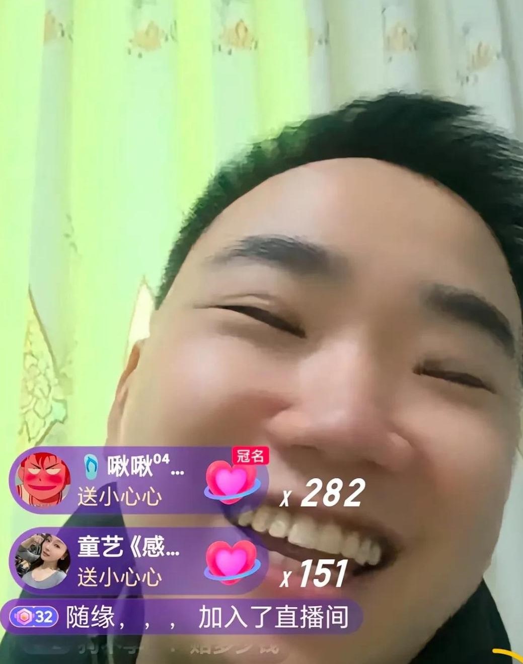 Vụ cậu bé ném pháo làm hư hại loạt xe sang đang gây shock: Một nhân vật bí ẩn xuất hiện hé lộ nhiều tình tiết mới!- Ảnh 7.