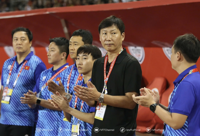 V&igrave; sao đội tuyển Việt Nam li&ecirc;n tiếp chia tay c&aacute;c trợ l&yacute; của &ocirc;ng Kim Sang-sik sau ASEAN Cup 2024?- Ảnh 1.