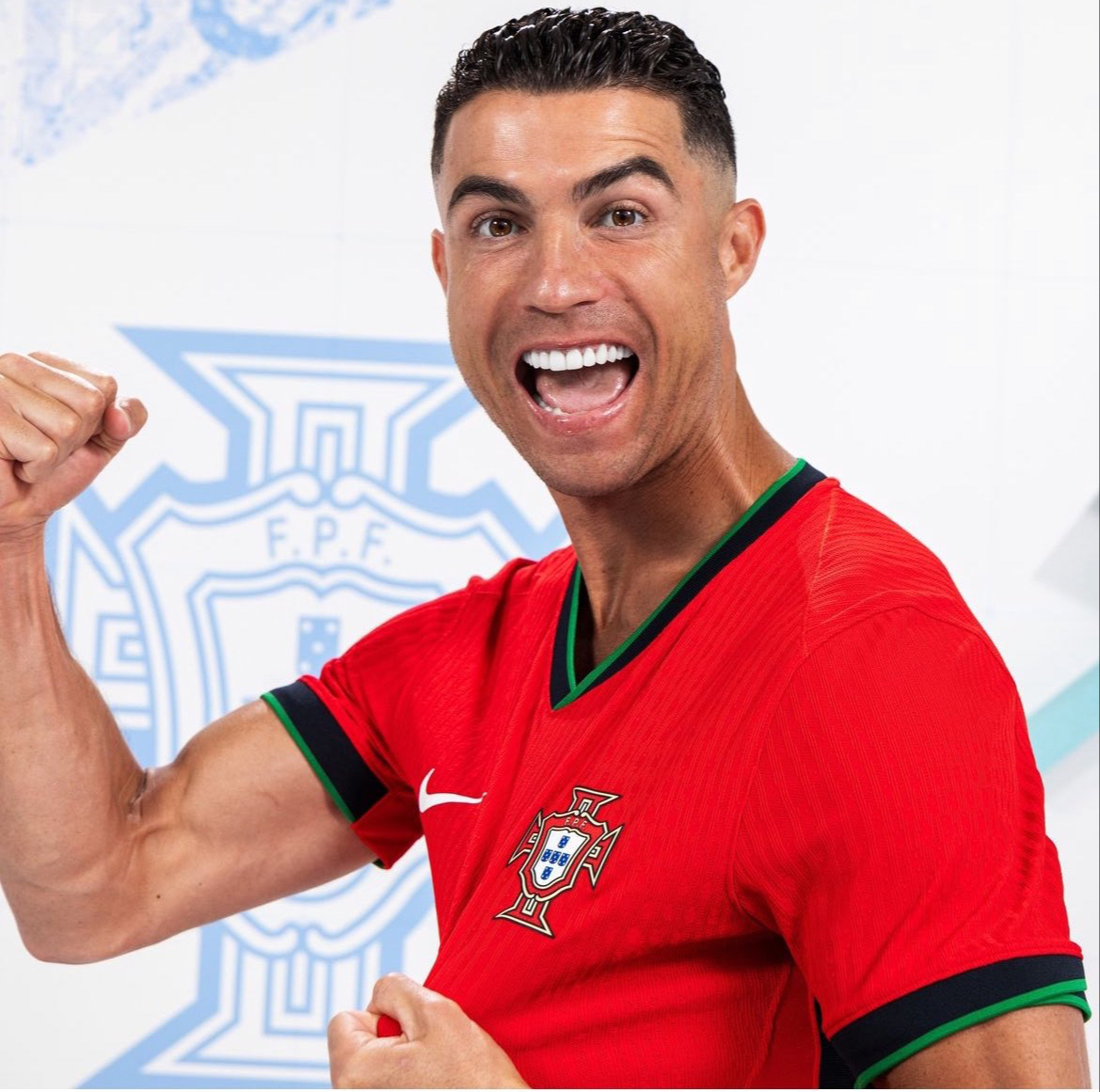 Ronaldo v&agrave; một số kỷ lục đi&ecirc;n rồ năm 2024- Ảnh 2.