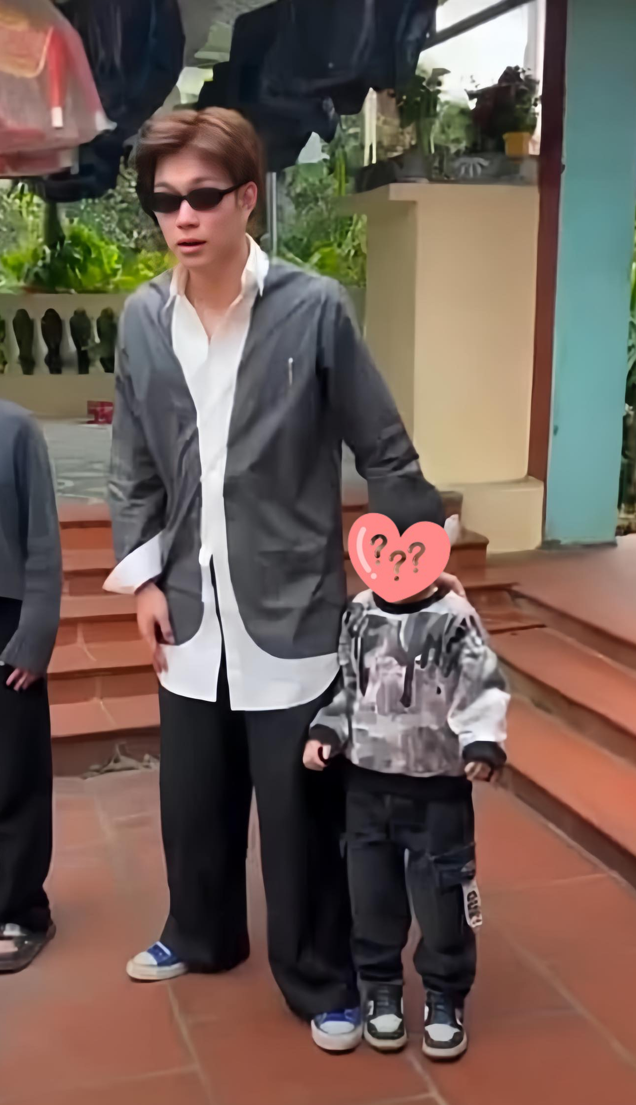 Hình ảnh ăn Tết của mỹ nam đỉnh lưu Anh Trai Say Hi khiến fan quay xe 2 vòng- Ảnh 3. Hình ảnh ăn Tết của mỹ nam đỉnh lưu Anh Trai Say Hi khiến fan quay xe 2 vòng- Ảnh 3.