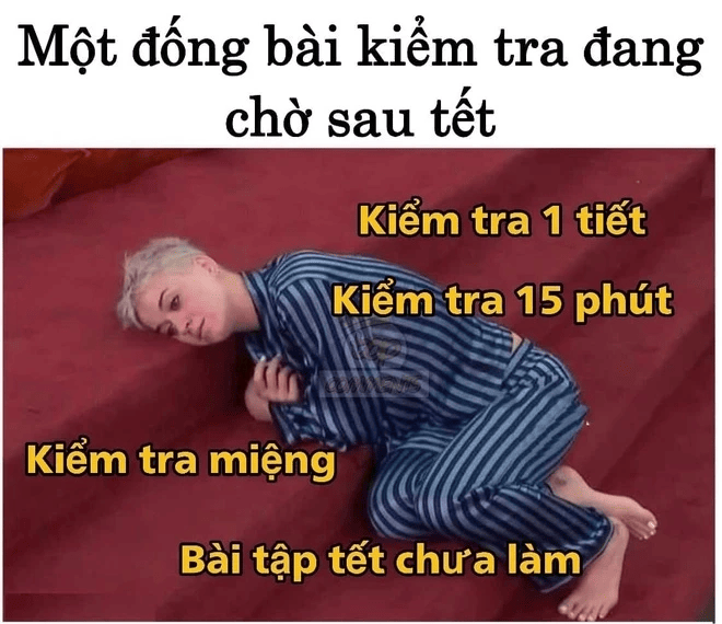 Xin th&ocirc;ng b&aacute;o HẾT TẾT, học sinh thi nhau mở t&uacute;i m&ugrave; v&agrave; bốc tr&uacute;ng 