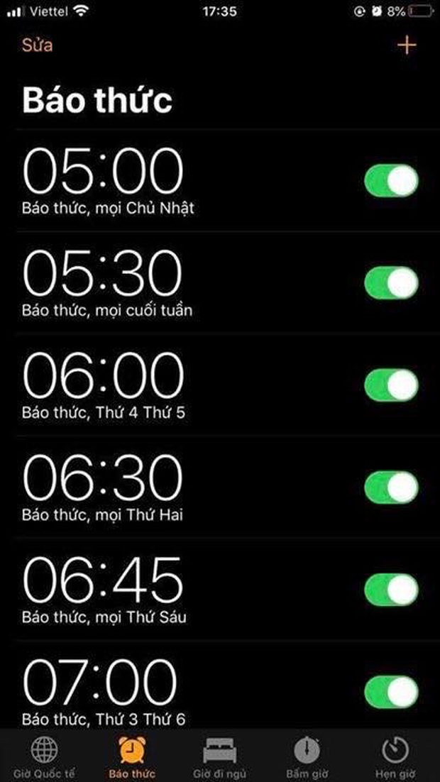 Xin th&ocirc;ng b&aacute;o HẾT TẾT, học sinh thi nhau mở t&uacute;i m&ugrave; v&agrave; bốc tr&uacute;ng 