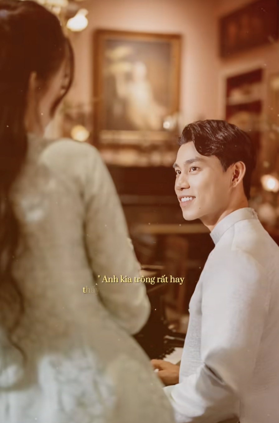 Văn Thanh vừa khoe ảnh nắm tay n&agrave;ng hotgirl sexy, gi&agrave;u c&oacute;, liền c&oacute; lu&ocirc;n th&ocirc;ng b&aacute;o g&acirc;y x&ocirc;n xao- Ảnh 1.