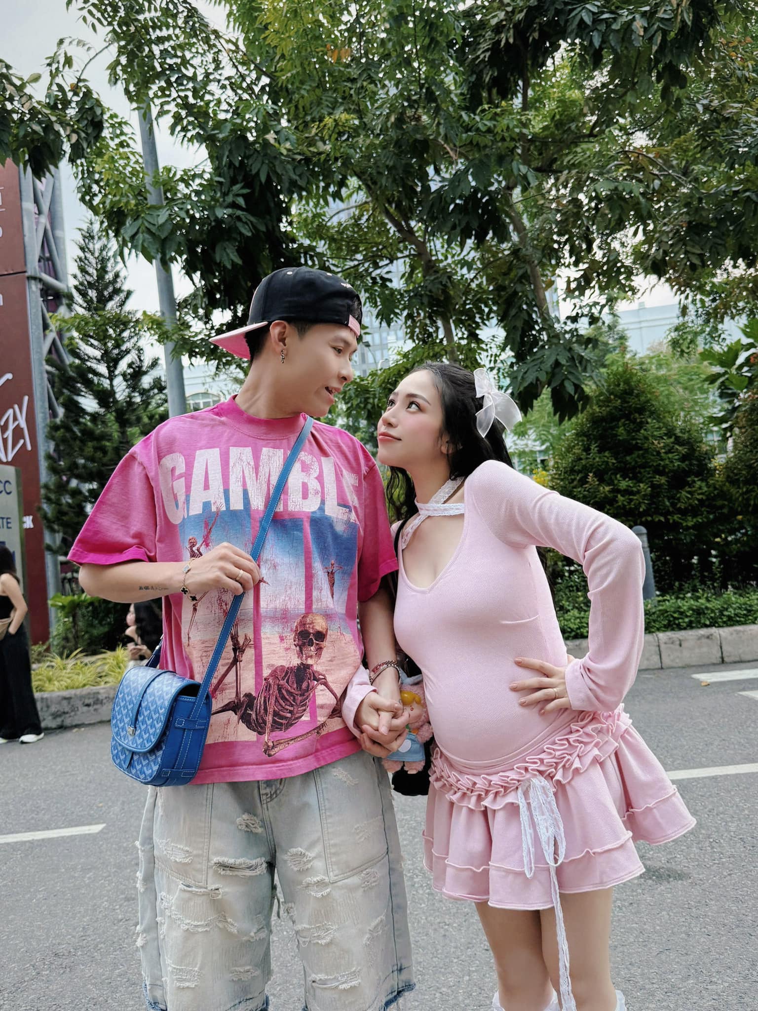 “Nhả vía” có bầu cho vợ Cris Phan, con gái đại gia Minh Nhựa gây tranh cãi dữ dội- Ảnh 7. “Nhả vía” có bầu cho vợ Cris Phan, con gái đại gia Minh Nhựa gây tranh cãi dữ dội- Ảnh 7.