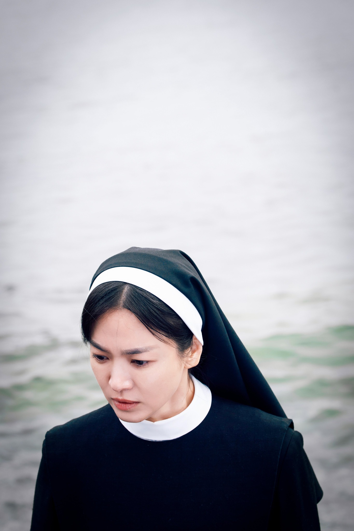 Dark Nuns: Song Hye Kyo chạm tới đỉnh cao của nhan sắc và diễn xuất- Ảnh 6.