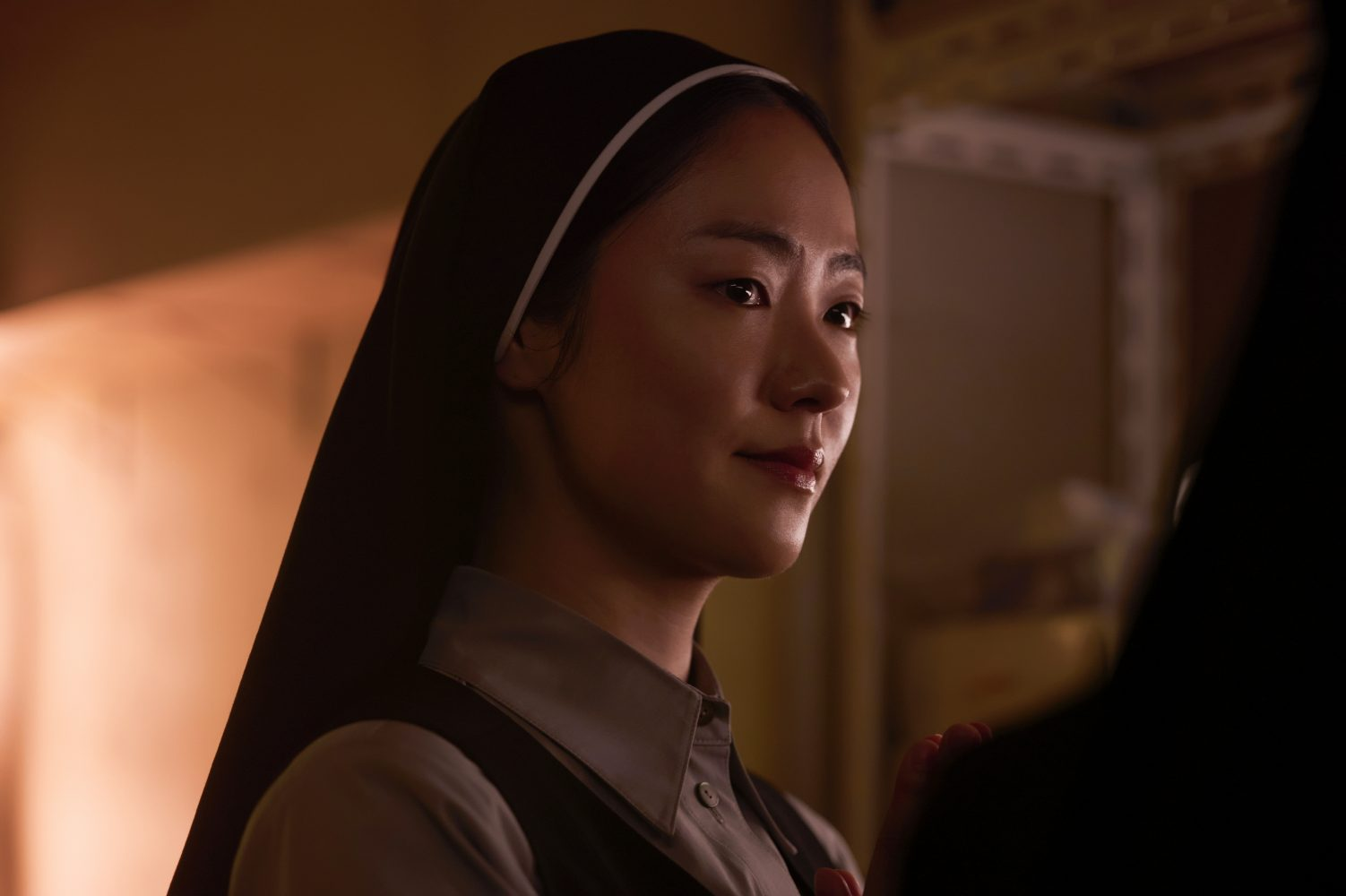 Dark Nuns: Song Hye Kyo chạm tới đỉnh cao của nhan sắc và diễn xuất- Ảnh 8.