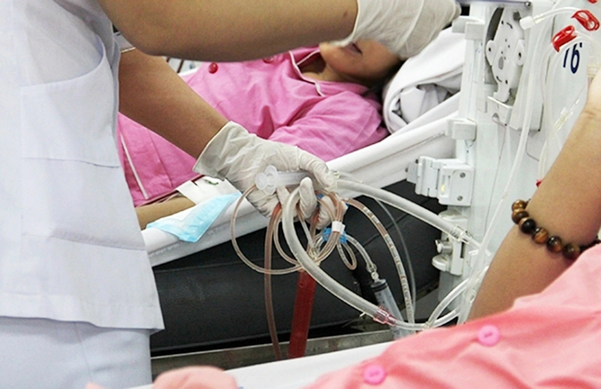 LỌC MÁU để loại mỡ máu, máu xấu giúp ngừa đột quỵ: Nhiều người đang chạy theo trào lưu mà không biết SỰ THẬT!- Ảnh 4. LỌC MÁU để loại mỡ máu, máu xấu giúp ngừa đột quỵ: Nhiều người đang chạy theo trào lưu mà không biết SỰ THẬT!- Ảnh 4.