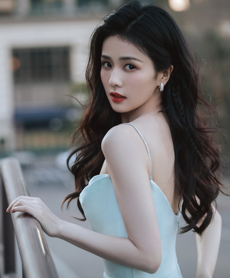 Đối thủ của Triệu Lộ Tư lộ ảnh 10 năm trước, so với hiện tại như "đổi mặt"- Ảnh 10.