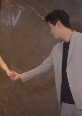 Trần Hiểu nghi yêu lại bồ cũ của bạn, nhà gái từng tung file ghi âm 18+ chấn động vạch mặt bạn trai ngoại tình- Ảnh 6. Trần Hiểu nghi yêu lại bồ cũ của bạn, nhà gái từng tung file ghi âm 18+ chấn động vạch mặt bạn trai ngoại tình- Ảnh 6.