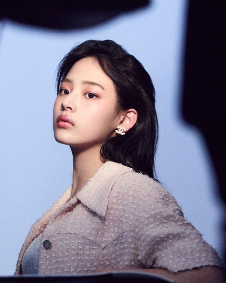 Chụp ảnh qu&aacute; v&ocirc; hồn, đại sứ Chanel chỉ gi&uacute;p h&atilde;ng nhận 