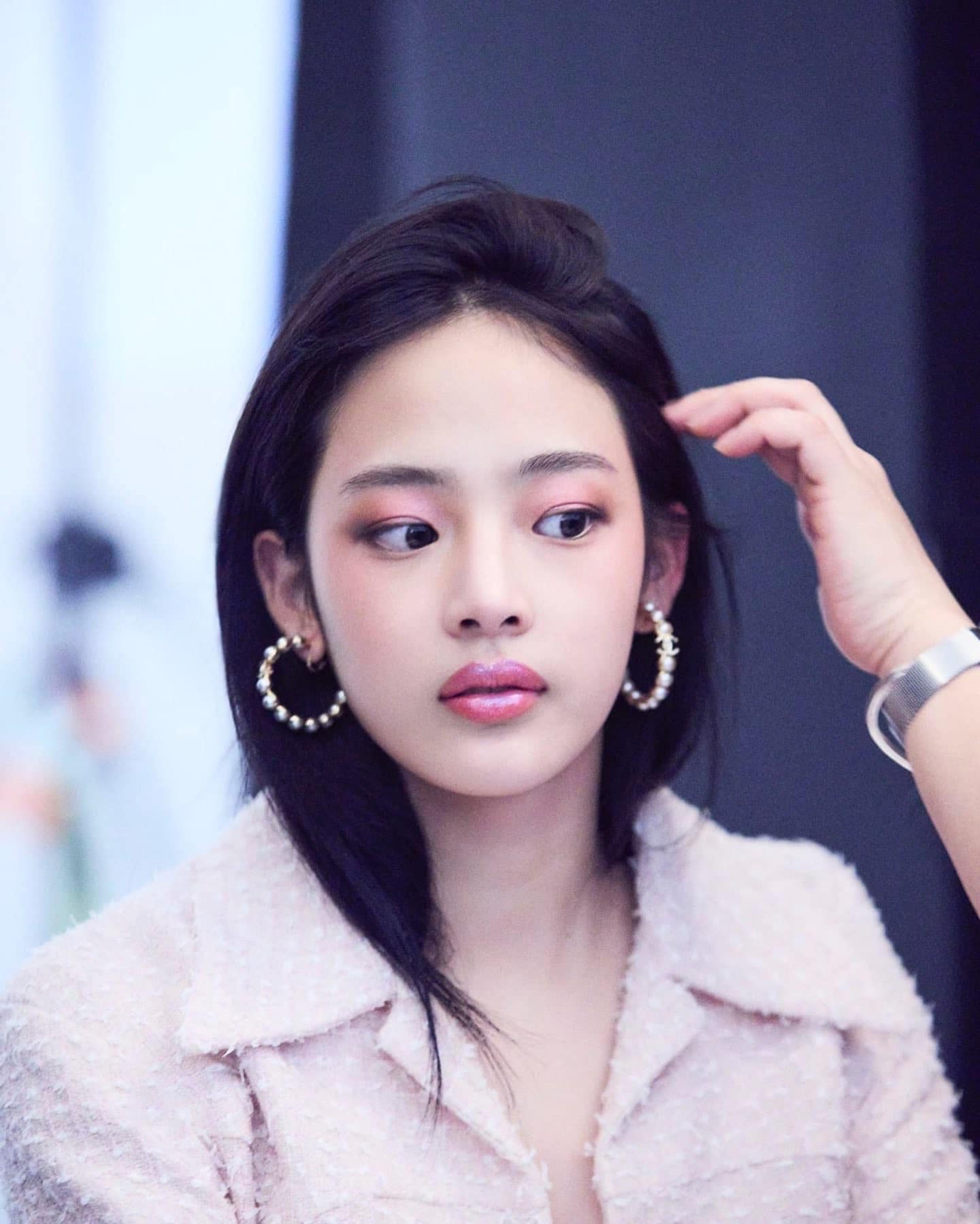 Chụp ảnh qu&aacute; v&ocirc; hồn, đại sứ Chanel chỉ gi&uacute;p h&atilde;ng nhận 