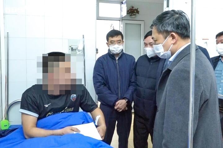 Chủ tịch UBND tỉnh Sơn La chỉ đạo khẩn sau vụ tai nạn khiến 6 người chết- Ảnh 1.