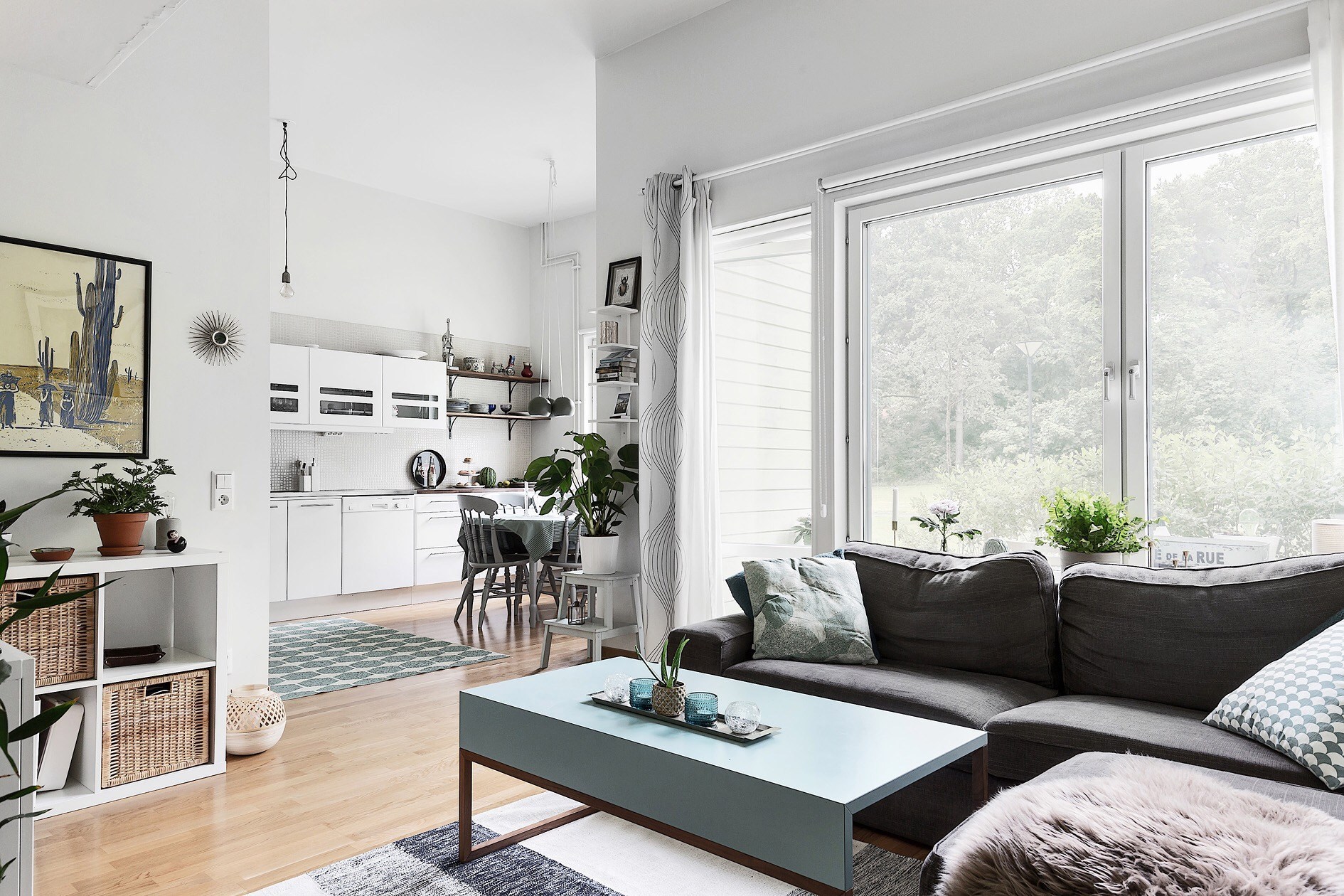 Sau 10 năm tích góp, người phụ nữ trung niên đã mua được căn hộ dù chỉ 40m² nhưng thiết kế đẹp