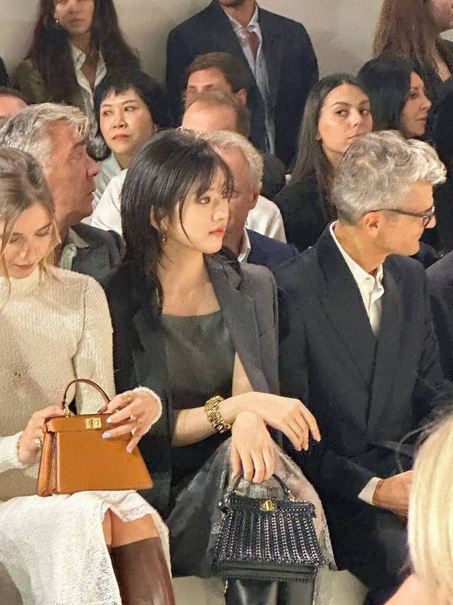 Cam thường check thấy bóng dáng thần tiên: Diện đồ bình thường như bao người mà sáng thế!- Ảnh 8.