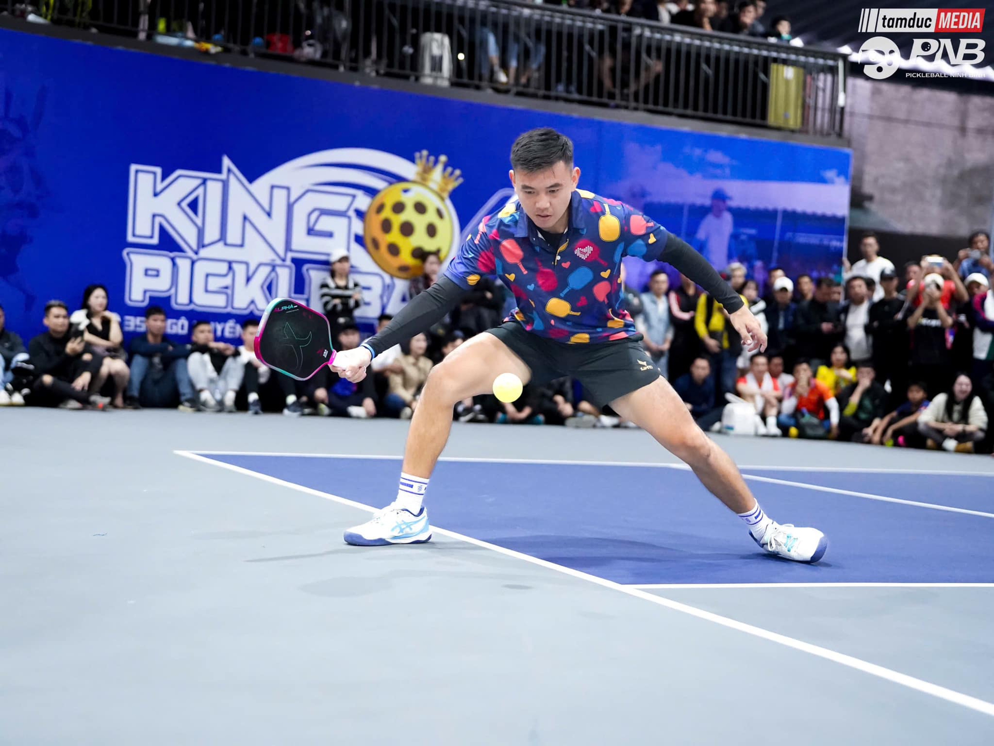 Trịnh Linh Giang - Lý Hoàng Nam lên ngôi vô địch giải pickleball đầy kịch tính lúc 2 giờ sáng- Ảnh 6.