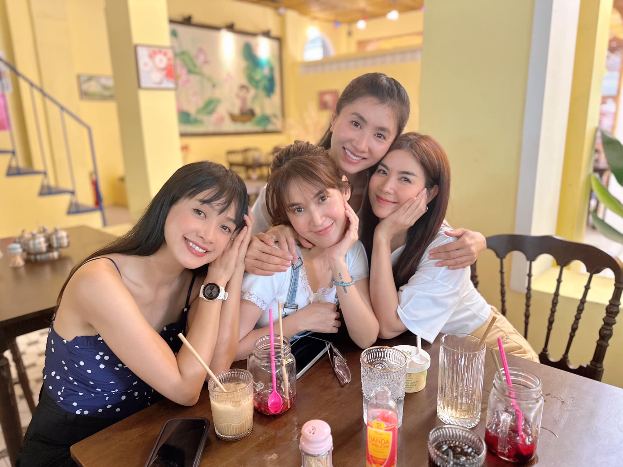 Chuyện gì đang xảy ra với hôn nhân của sao nữ Vbiz và chồng Ấn Độ?- Ảnh 8. Chuyện gì đang xảy ra với hôn nhân của sao nữ Vbiz và chồng Ấn Độ?- Ảnh 8.