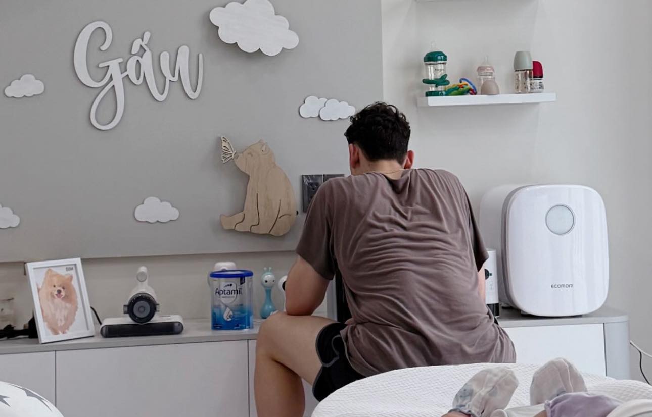 Lộ vóc dáng thật của Yến Xuân sau 7 ngày sinh con cho Đặng Văn Lâm, từng sexy nhất làng bóng Việt, giờ ra sao?- Ảnh 5. Lộ vóc dáng thật của Yến Xuân sau 7 ngày sinh con cho Đặng Văn Lâm, từng sexy nhất làng bóng Việt, giờ ra sao?- Ảnh 5.