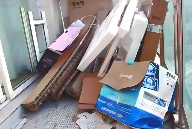 Người kh&ocirc;n KH&Ocirc;NG đặt 8 thứ n&agrave;y ở ban c&ocirc;ng, tr&aacute;nh nguy hiểm r&igrave;nh rập- Ảnh 6.